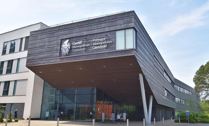 The School of Management is home to the Atrium, Hospitality Suite, two large lecture theatres and numerous smaller teaching/ break-out rooms. All room